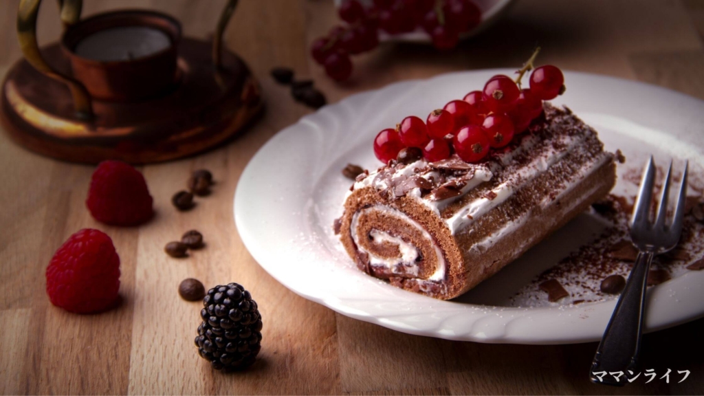 【まずい？】シャトレーゼでケーキやワッフルを食べてみた